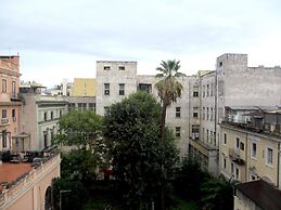Lexie Suites Guesthouse