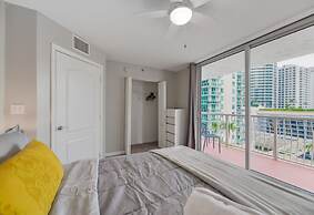 Amazing Condo with Pool & Ocean Views