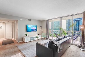 Amazing Condo with Pool & Ocean Views