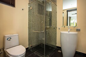 Spacious Tri-Level Pool Villa Dragon C