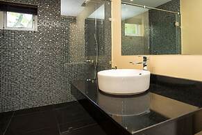 Seaview Pool Villa Dragon D in Tropics