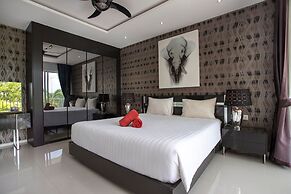 Seaview Pool Villa Dragon D in Tropics