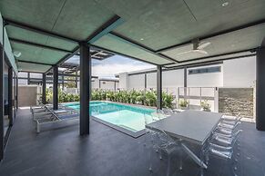 Design 12m Oxygen Pool Villa Sunset 2