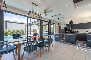 Design 12m Oxygen Pool Villa Sunset 2