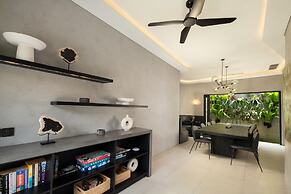 Je Ne Sais Quoi Seminyak