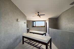 Je Ne Sais Quoi Seminyak