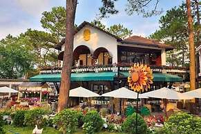 De Vivre Homestay Măng Đen