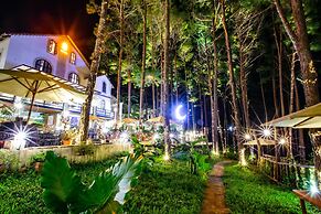 De Vivre Homestay Măng Đen