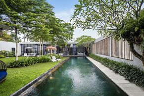 Loft Volcano by Alfred in Bali