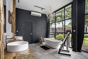 Loft Volcano by Alfred in Bali