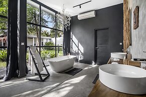 Loft Volcano by Alfred in Bali