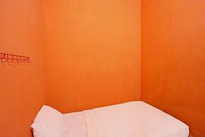 SPOT ON 92985 Mitra HomestayNearTempat Makan Pagi Sore Nohil