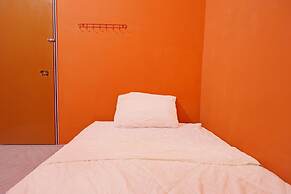 SPOT ON 92985 Mitra HomestayNearTempat Makan Pagi Sore Nohil