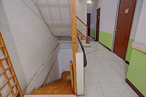 SPOT ON 92985 Mitra HomestayNearTempat Makan Pagi Sore Nohil