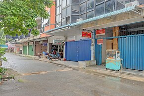 SPOT ON 92985 Mitra HomestayNearTempat Makan Pagi Sore Nohil