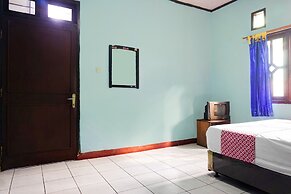OYO 92997 Villa Hj Karnadi