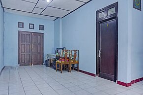 OYO 92997 Villa Hj Karnadi