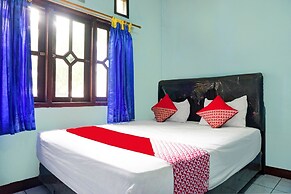 OYO 92997 Villa Hj Karnadi