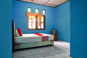 OYO 92997 Villa Hj Karnadi