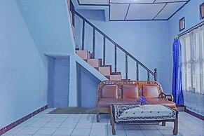 OYO 92997 Villa Hj Karnadi