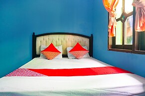 OYO 92997 Villa Hj Karnadi