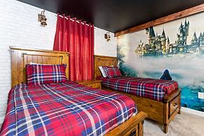 Luxurious Home w Theme Beds Private Pool