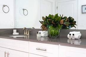 Luxurious Home w Theme Beds Private Pool