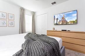 Luxurious Home w Theme Beds Private Pool