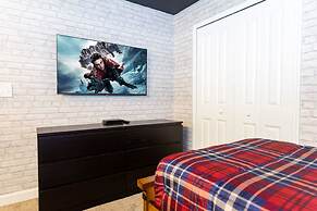 Luxurious Home w Theme Beds Private Pool