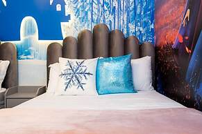 Luxurious Home w Theme Beds Private Pool