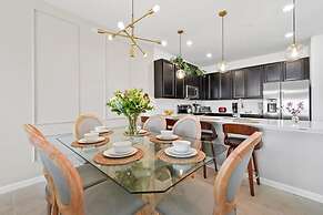 Magical Getaway - Super Cute 3BR Apartment