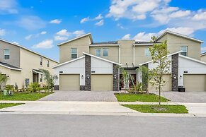 Magical Getaway - Super Cute 3BR Apartment