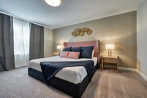 Super Spacious and Comfortable 5 Bedroom Villa