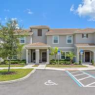 Magical Retreat - A Spacious Villa 10 min From Disney