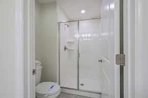 Magical Retreat - A Spacious Villa 10 min From Disney