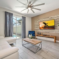 Magical Retreat - A Spacious Villa 10 min From Disney