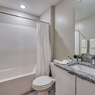 Super Spacious Near Disney With Private Pool