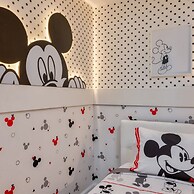 Super Spacious Near Disney With Private Pool