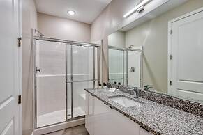 Luxury 5 Bedroom Home 10 Minutes From Disney