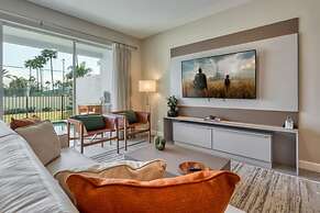 Luxury 5 Bedroom Home 10 Minutes From Disney