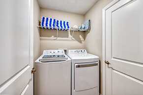 Luxury 5 Bedroom Home 10 Minutes From Disney