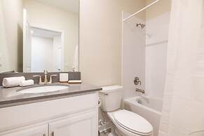 5BR Themed Home - Private Pool Prime Location