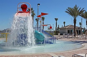 5BR Themed Home - Private Pool Prime Location