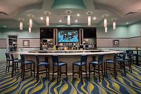 5BR Themed Home - Private Pool Prime Location