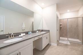 5BR Themed Home - Private Pool Prime Location