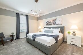 5BR Themed Home - Private Pool Prime Location