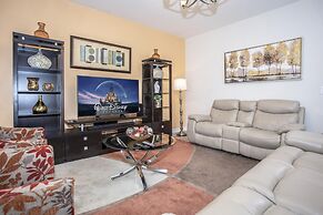 6BR Home Prime Location