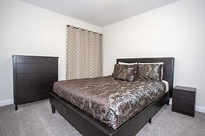 6BR Home Prime Location