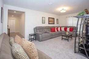 6BR Home Prime Location