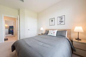Central Elegance-spacious Beautifully Decor Condo